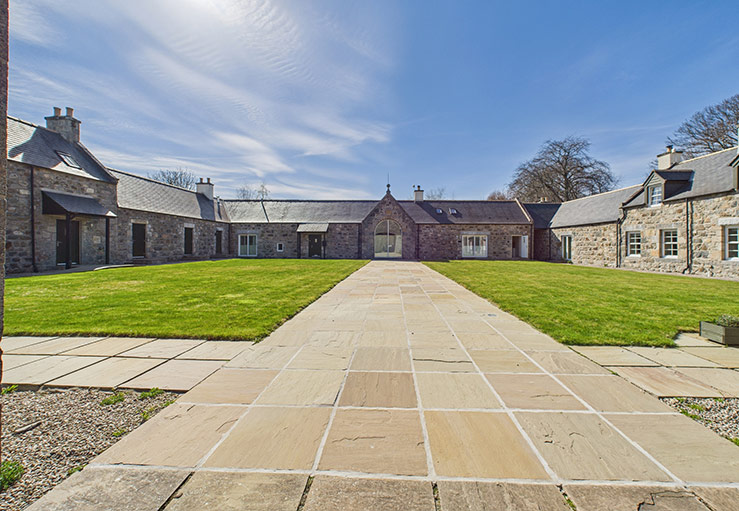 Poppy Cottage (middle right) Poppy Cottage (middle right)