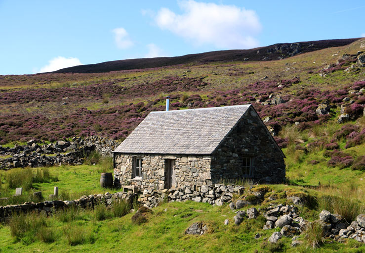 Carn Dearg Bothy, Ashintully Carn Dearg Bothy, Ashintully