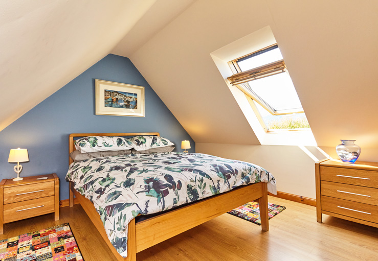 Master bedroom Master bedroom