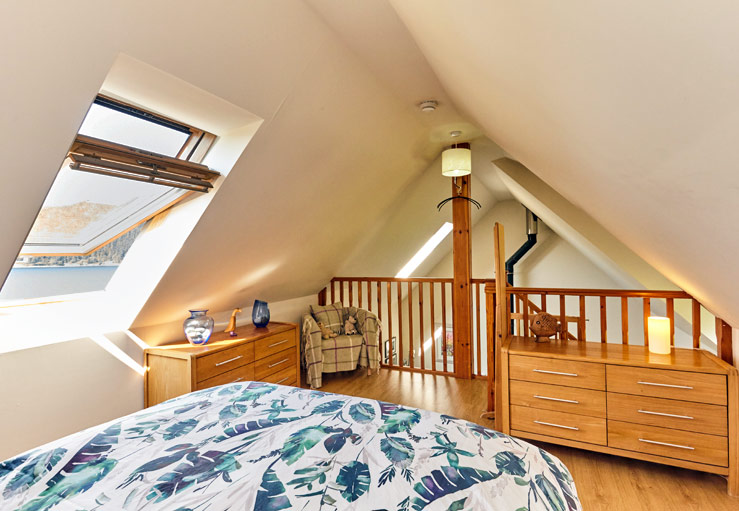 Master bedroom Master bedroom