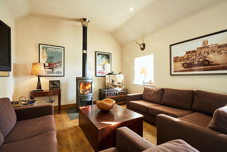 Games room (shared) Games room (shared)