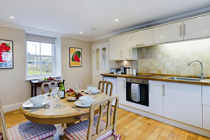Kitchen/dining room Kitchen/dining room