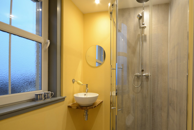 Shower room Shower room