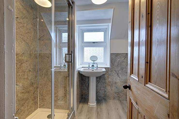 Shower room Shower room