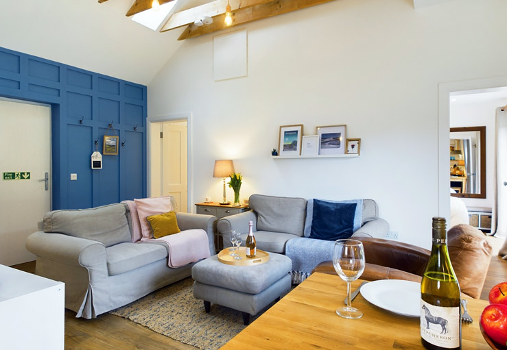 Open plan living/dining room/kitchen Open plan living/dining room/kitchen