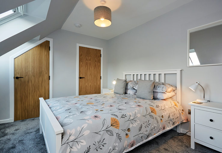 Master bedroom Master bedroom