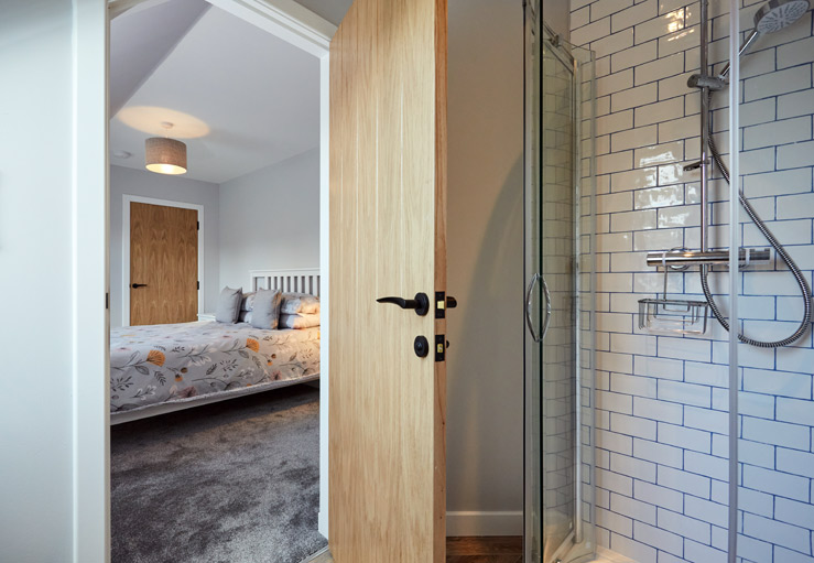 En suite shower room En suite shower room