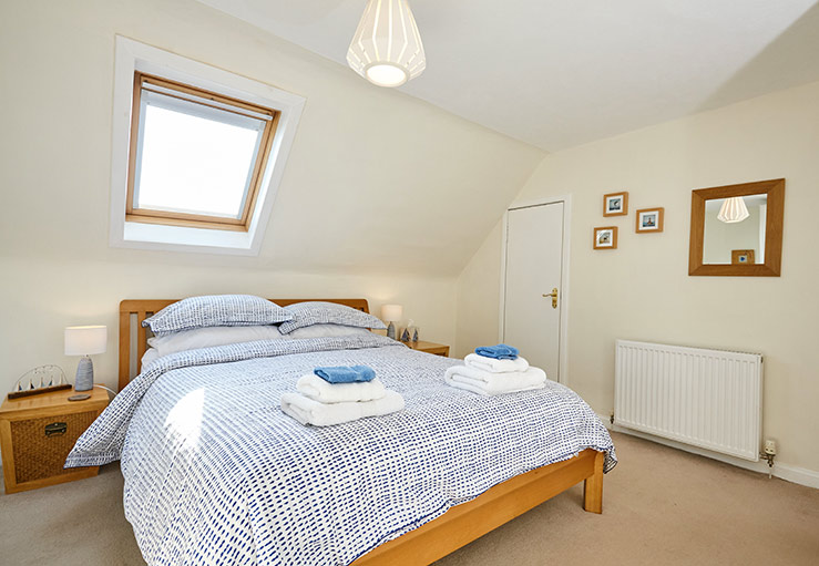 Master bedroom Master bedroom