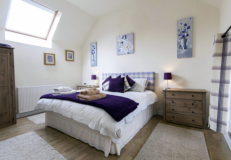 Master bedroom Master bedroom