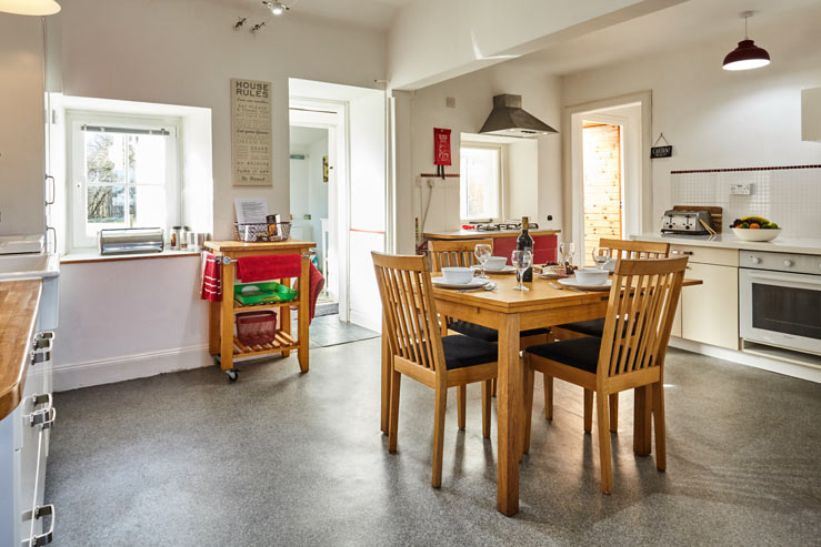 Kitchen/dining room Kitchen/dining room