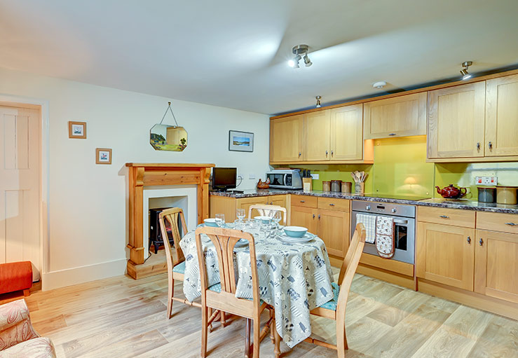 Kitchen/dining room Kitchen/dining room